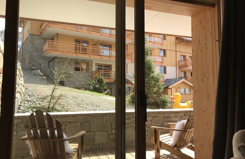Cognet Apartment | Spacious and cozy apartment at the foot of the slopes in a 5 */pkg residence, swimming pool, spa