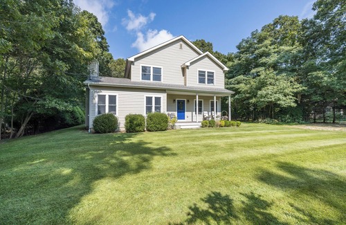 Springs House | Spacious and cozy home in heart of Springs, EH