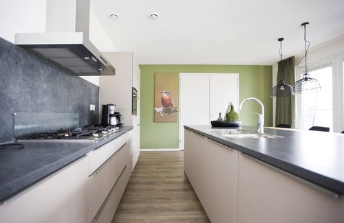 Voorthuizen House | Spacious and fully furnished holiday villa for 12 people.