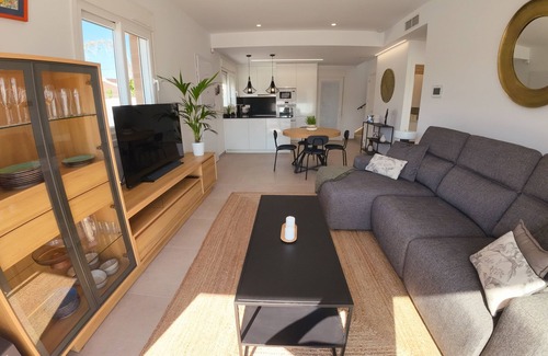 San Pedro del Pinatar Villa | Spacious and modern home with beautiful views, close to beach and amenities