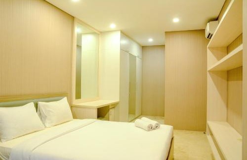 Mampang Prapatan Apartment | Spacious and Modern 2BR L'Avenue Apartment By Travelio