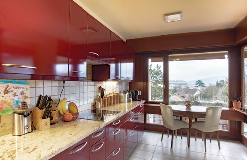 Petit-Saconnex / Servette Apartment | Spacious and modern flat Geneva city center