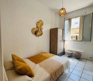 Saint-Roch Apartment | Spacious and Modern Studio