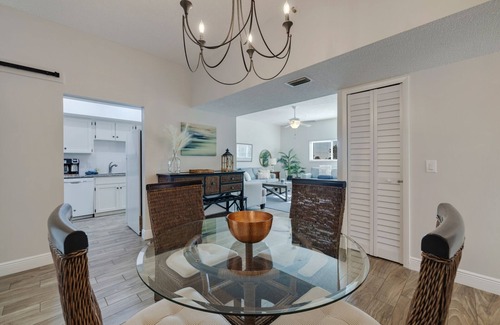 Redington Shores Condo | Spacious and serene San Remo 204 sleeps 6
