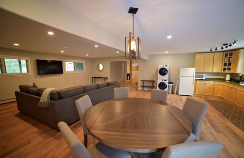 Three Peaks House | Spacious and Scenic Mountain Home