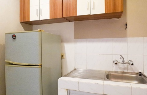 Suko Manunggal Apartment | Spacious And Serene 1Br Apartment At Taman Beverly