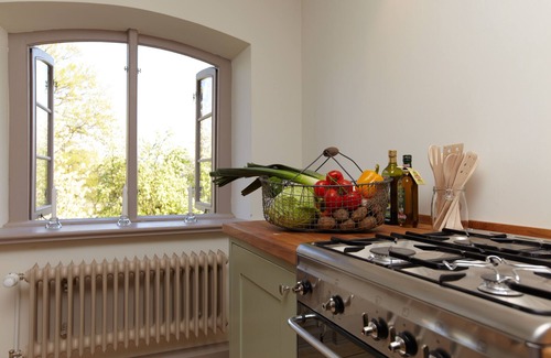 Muritz Apartment | Spacious and stylish in the monument to the Müritz, near the lake and golf course