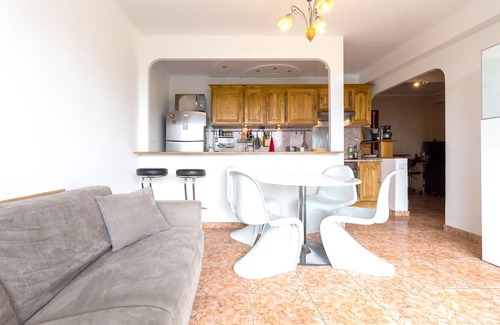 Antibes Apartment | Spacious and sunny apartement, few steps from sea and shopping facilities