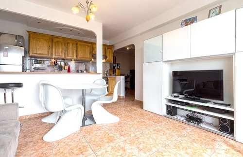 Antibes Apartment | Spacious and sunny apartement, few steps from sea and shopping facilities