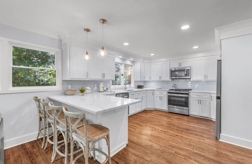 Isle of Palms House | Spacious and Updated Wild Dunes beach home with private pool !
