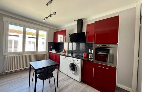 Saint-Jean-de-Monts Apartment | Spacious apartment in central Saint-Jean-de-Monts near beach