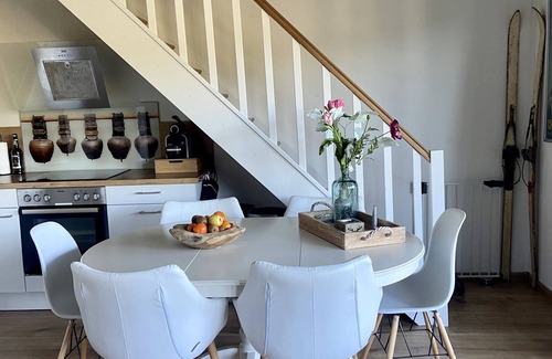 Schwalefeld Apartment | Spacious apartment with fab views