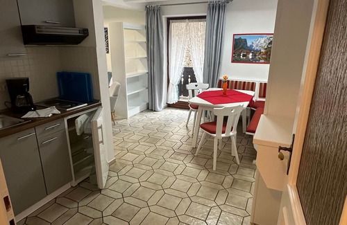 Anzenbach Apartment | Spacious apartment 3 with balcony