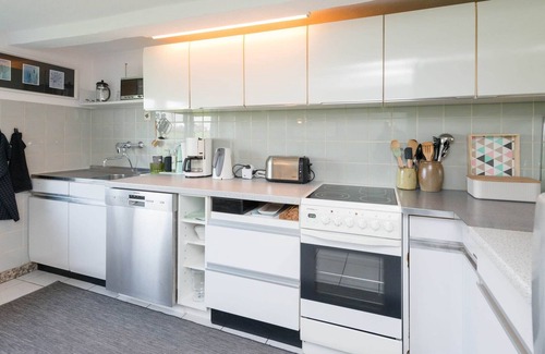Leopoldshoehe Apartment | Spacious apartment near the Teutoburg Forest