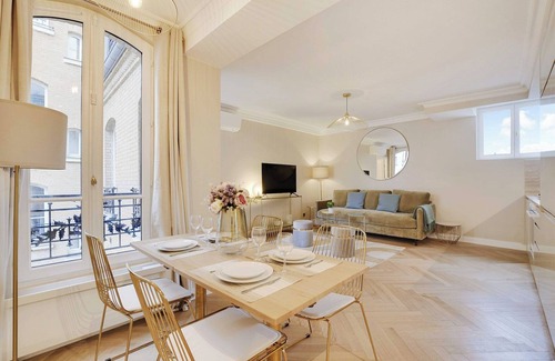 Pigalle Apartment | Spacious apartment - 2BR/6P - Necker