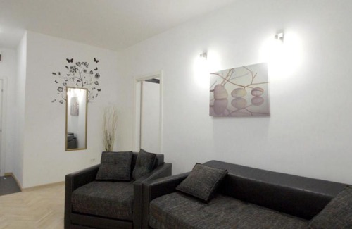 Old Town Apartment | Spacious Apartment Erol