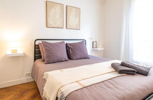 Ternes Apartment | Spacious Apartment for 6 People