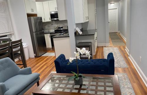 Packard's Corner Apartment | Spacious Apartment in Boston