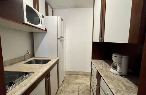Jardins Apartment | Spacious apartment in Jardins with bathtub and kitchen for families