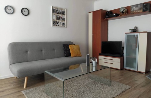 Ferencvaros Apartment | Spacious apartment in hip neighborhood