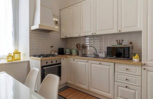 Prati Apartment | Spacious Apartment in the Heart of Prati, Near St. Peter's Basilica