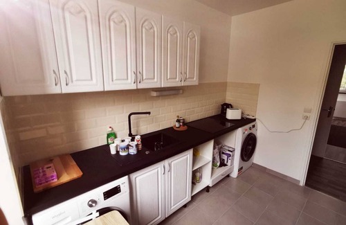 Etampes Apartment | Spacious apartment near RER C station