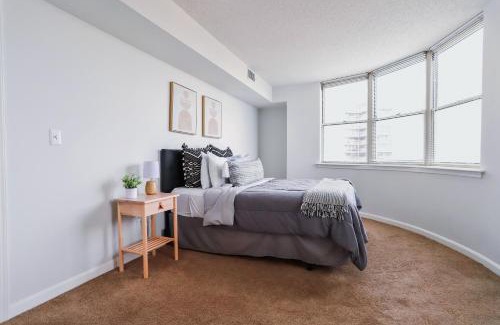 Ballston Apartment | Spacious Apartment Near Quincy Park!