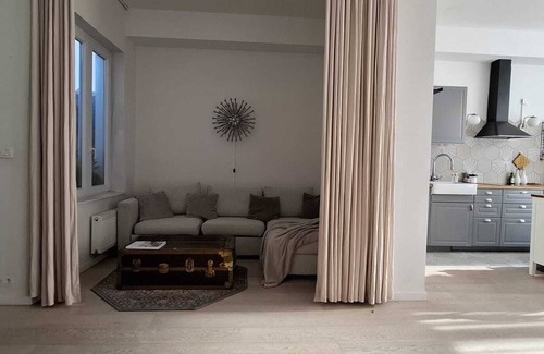 Vorst Apartment | Spacious apartment next to 2 parks and 15 minutes from Gare du Midi train station