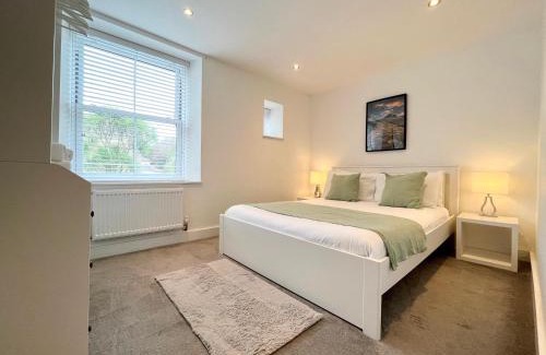Chysauster Apartment | Spacious Apartment~Parking~Close to Seafront
