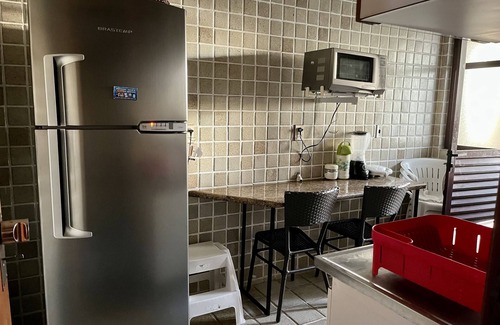 Poco Apartment | Spacious apartment, sea view, L-shaped balcony, 200 m from the beach. 2 bedrooms, 1 en suite.