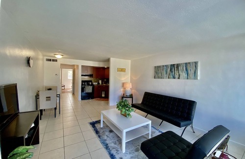 Oakland Park Apartment | Spacious apartment in Fort Lauderdale