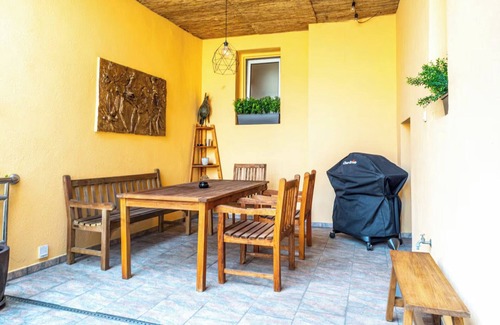 Mitte Apartment | Spacious apartment with barbecue terrace in the heart of the historic old town