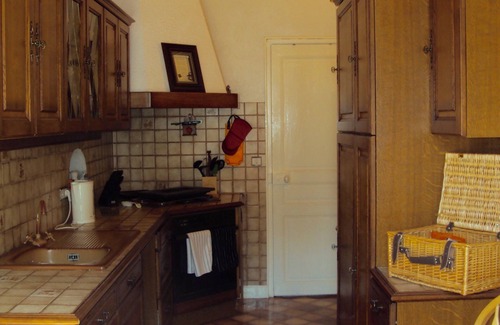 Quillan Apartment | Spacious Apartment with Roof Terrace. Enjoy Cycling, Hiking, Water sports, Wine.
