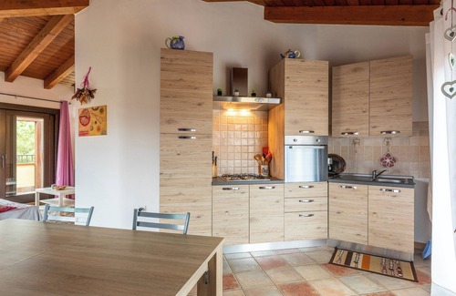 Tergu Apartment | Spacious apartment with sea and mountain views