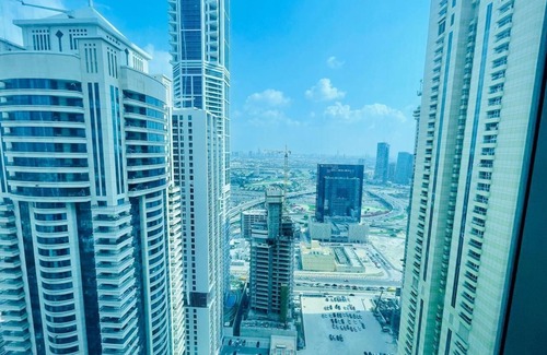 Jumeira 3 Apartment | Spacious apartment with fitness room and WiFi in beautiful Dubai