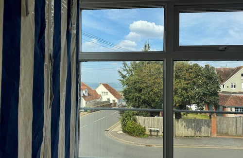 Seaview Apartment | Spacious apartment with sea views, pet friendly