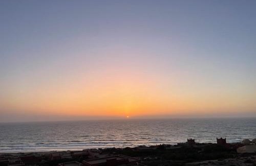 Sidi R'bat Apartment | Spacious apartment with sea view