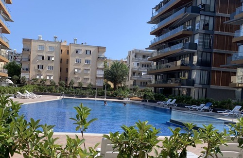Kaleici House | Spacious apartment with 160m² pool, 3 bedrooms, 2 bathrooms, living room and kitchen