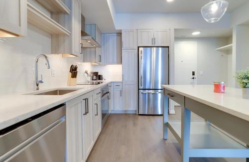 Clarendon Apartment | Spacious Apartment with Top-Tier Amenities