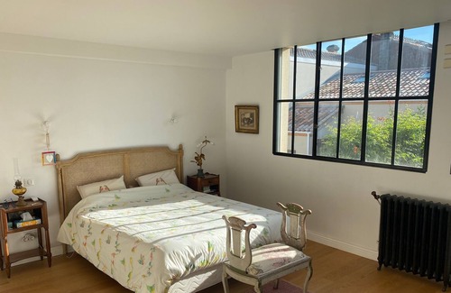 Victor Hugo - Saint-Augustin Villa | Spacious architect villa with garden and swimming pool