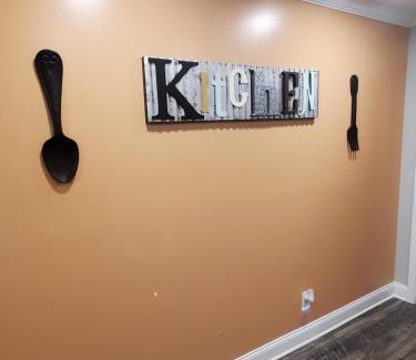 Church Street House | Spacious Atlanta 2Bedroom/2Full Baths Renovated