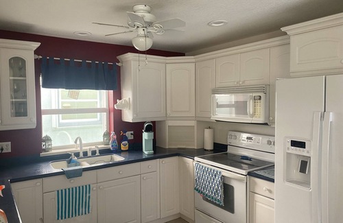 Nettles Island House | Spacious Beach House in Nettles Island Hutchinson Beach