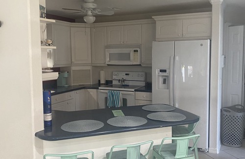 Nettles Island House | Spacious Beach House in Nettles Island Hutchinson Beach