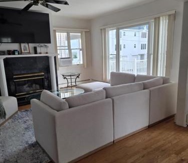 Atlantic City House | Spacious Beach House &Ocean View