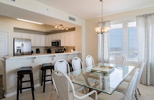 Navarre Beach Condo | Spacious Beachfront Condo with Large Private Balcony and Unblocked Beach Views