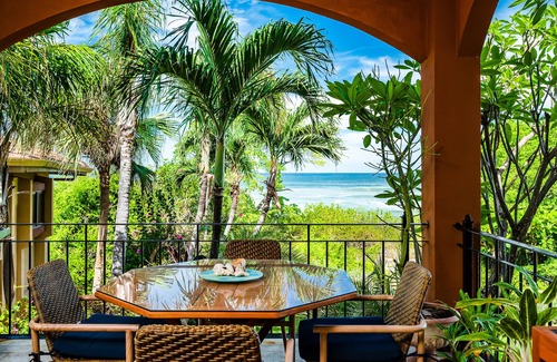 Playa Langosta Villa | Spacious beachfront 2-BR condo with Pool and a stunning sunset view