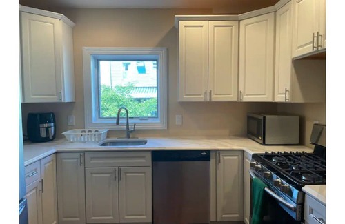 South Slope House | Spacious, Brand New 2Bedrooms 2Baths In Park Slope