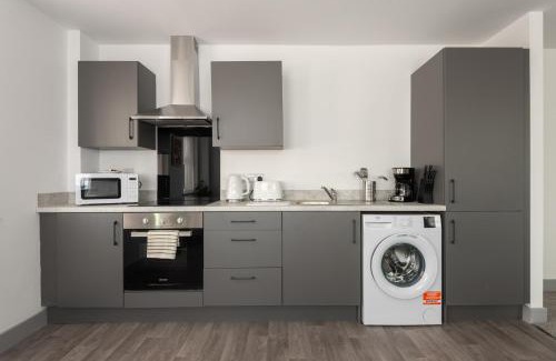 Doncaster Apartment | Spacious & Bright 1 Bed Flat in Central Doncaster