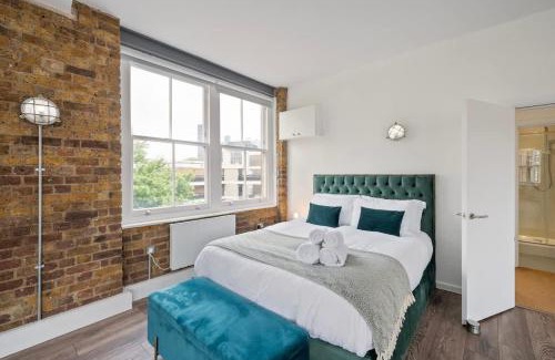 Hoxton West House | Spacious & bright oasis in Old Street