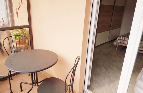 Vacallo Apartment | Spacious, bright studio - Balcony, Panoramic View, Free Parking